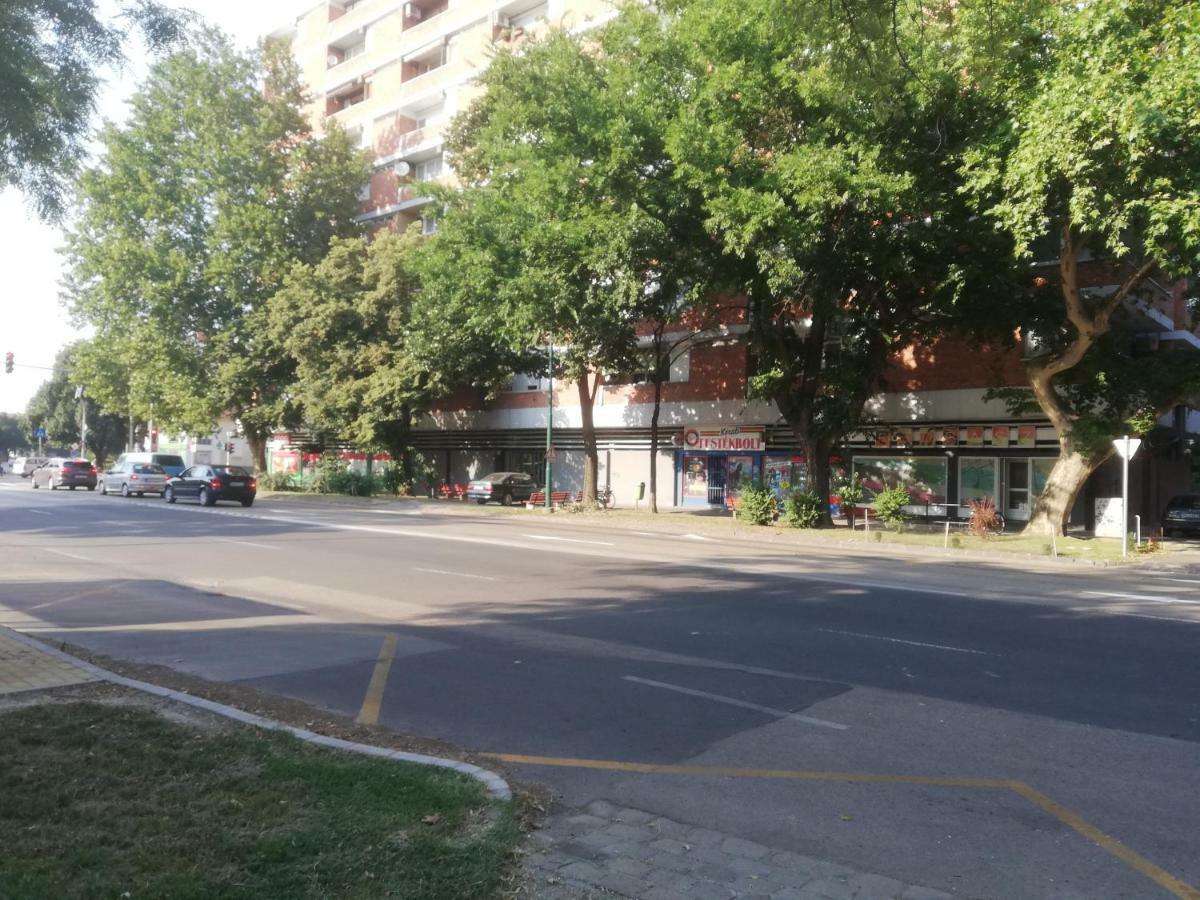 Kis Becsi Apartman Leilighet Szeged Eksteriør bilde