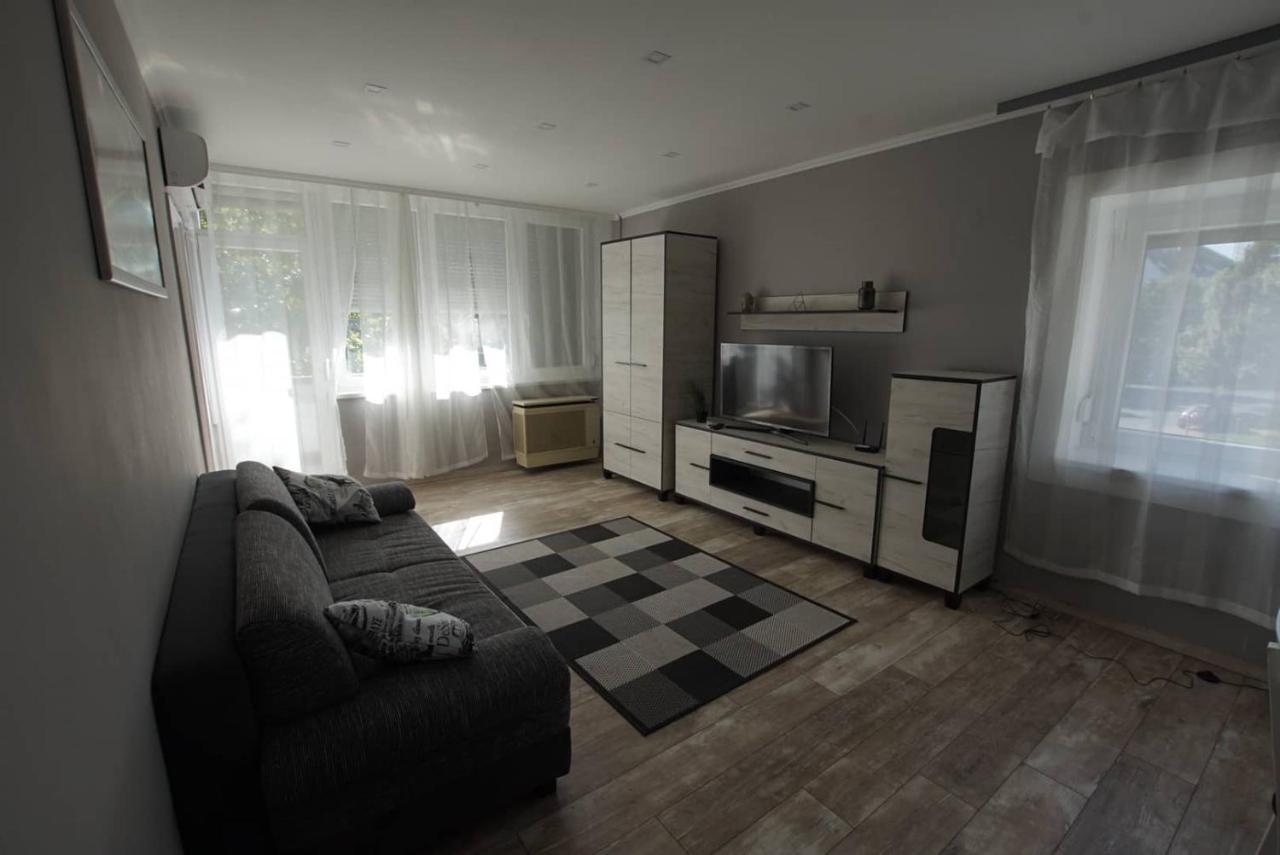 Kis Becsi Apartman Leilighet Szeged Eksteriør bilde