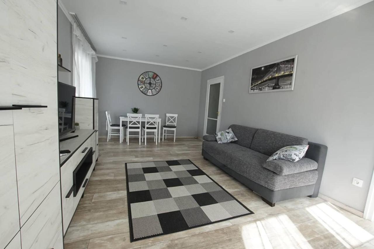 Kis Becsi Apartman Leilighet Szeged Eksteriør bilde